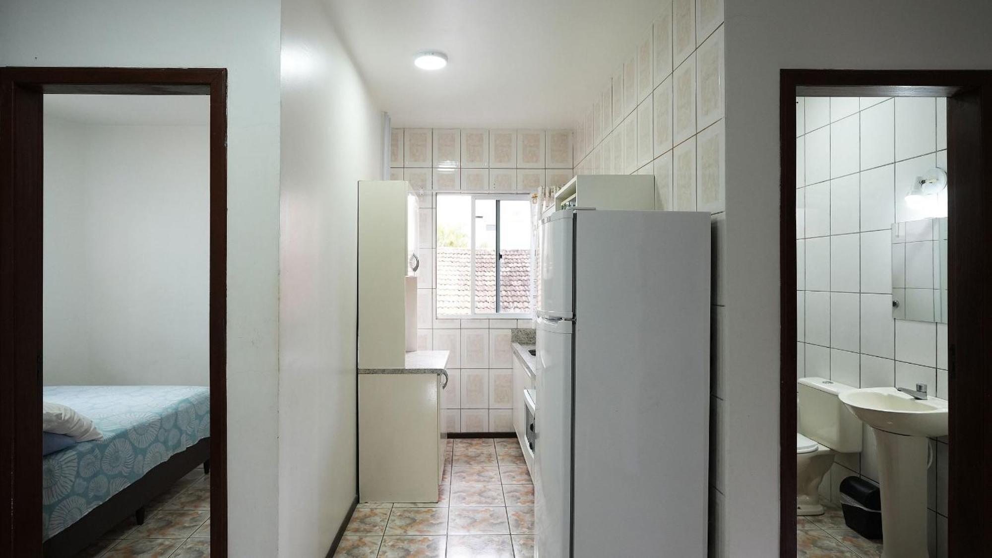 Residencial Adolfo - Mestre Naro Bombinhas Kültér fotó