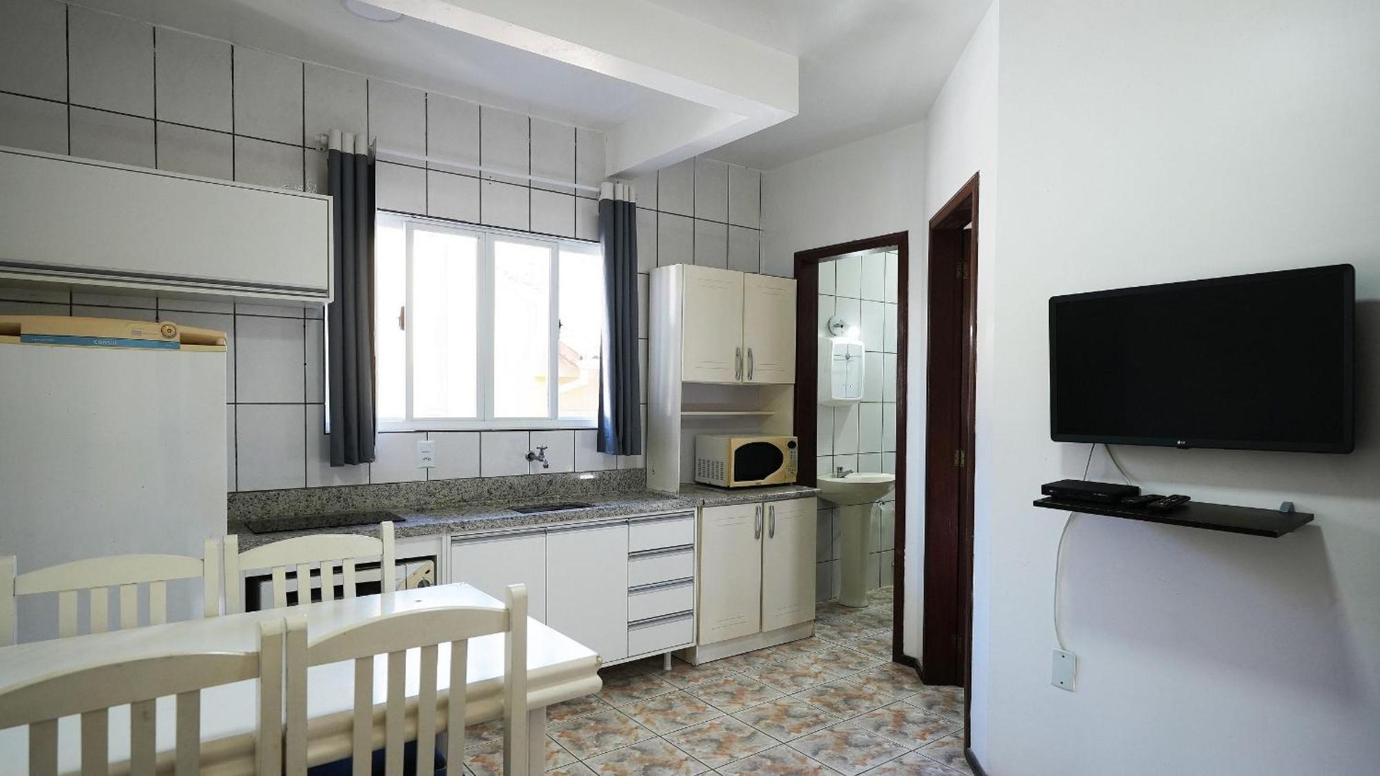 Residencial Adolfo - Mestre Naro Bombinhas Kültér fotó