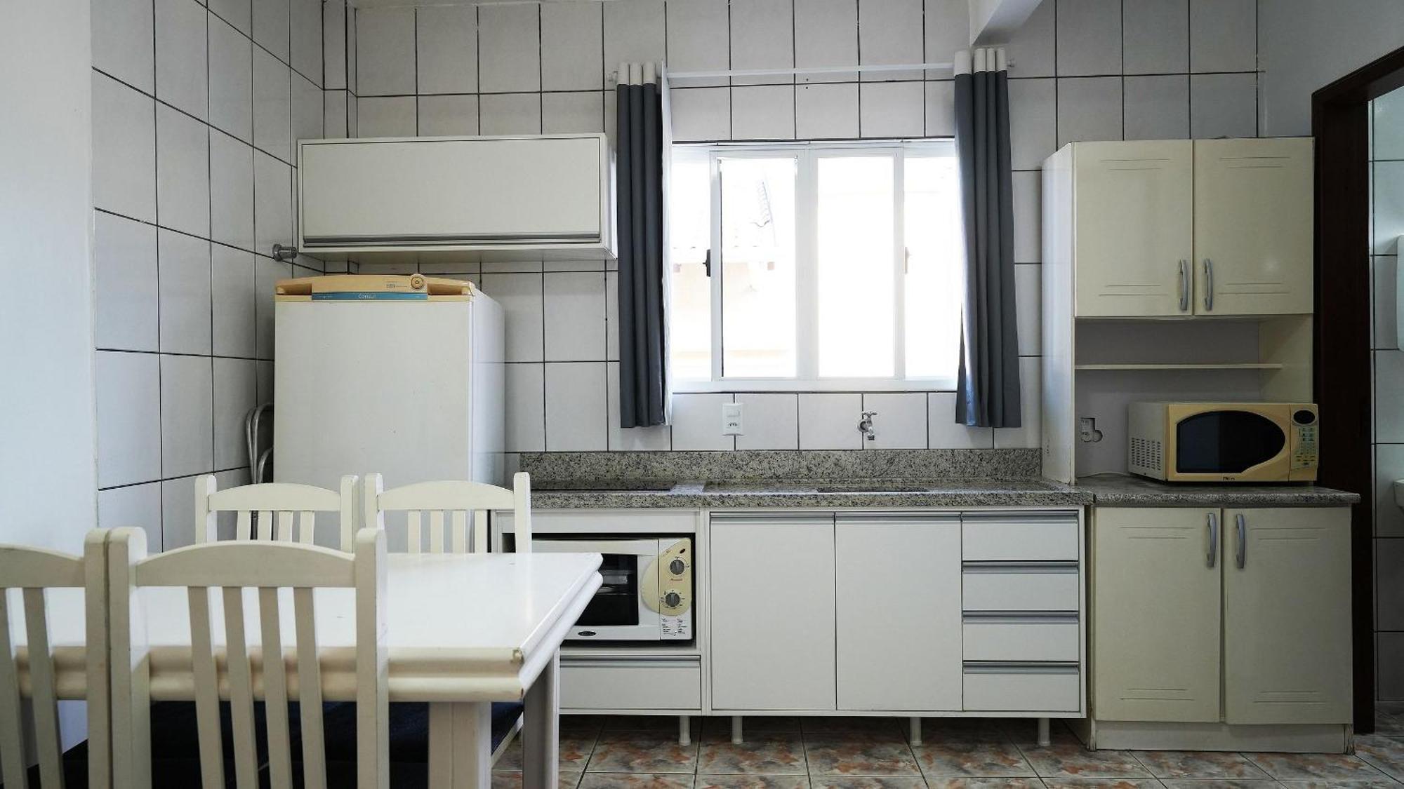 Residencial Adolfo - Mestre Naro Bombinhas Kültér fotó